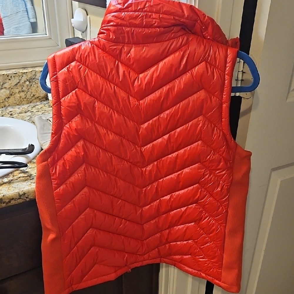 Womens Calvin Klein Quilted Vest - Vibrant Red Nwt Size M - Picture 5 of 5